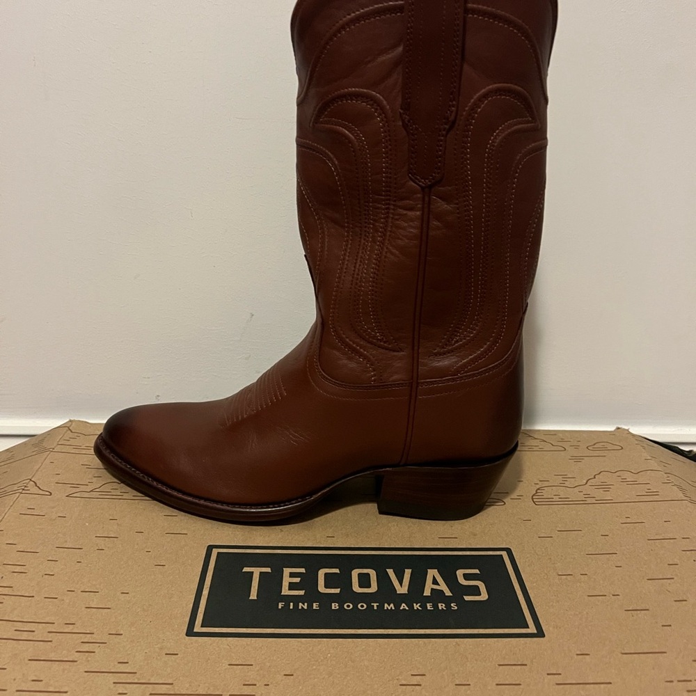 Tecovas Brown Cowboy Boots Western Roper Style
**Brand New Never worn**